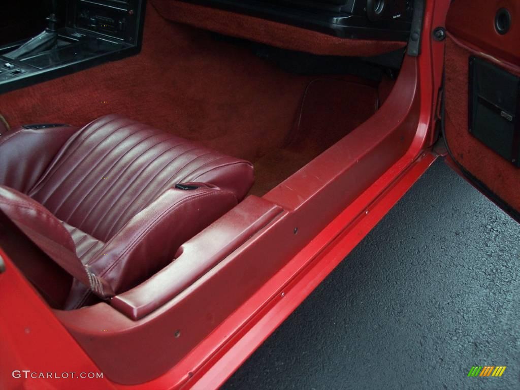 1985 Corvette Coupe - Bright Red / Carmine Red photo #36