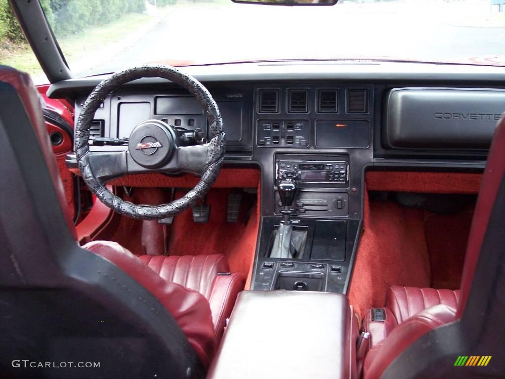 1985 Corvette Coupe - Bright Red / Carmine Red photo #39