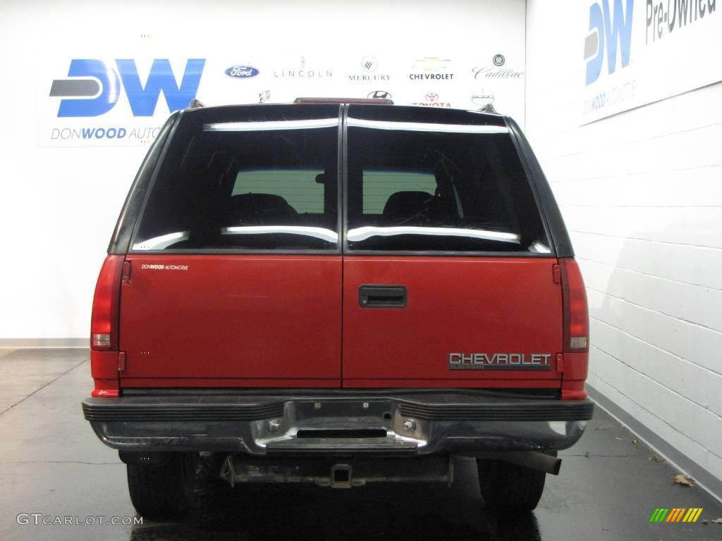 1999 Suburban C2500 LS - Victory Red / Red photo #7