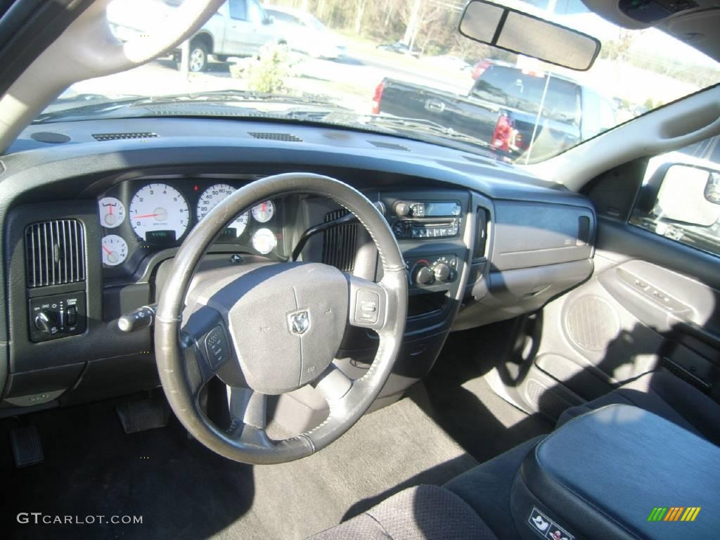 2004 Ram 1500 SLT Quad Cab - Graphite Metallic / Dark Slate Gray photo #16