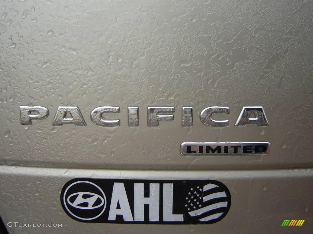 2005 Pacifica Limited AWD - Linen Gold Metallic Pearl / Light Taupe photo #16