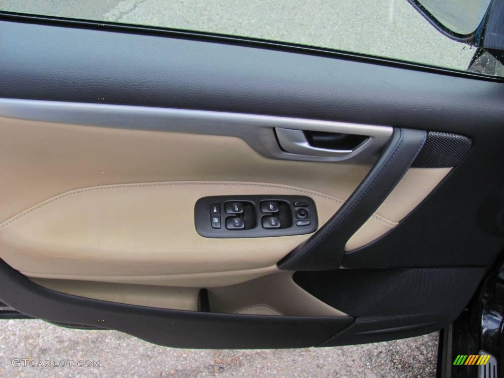 2005 V70 R AWD - Black / R Gobi Sand/Metallic photo #12