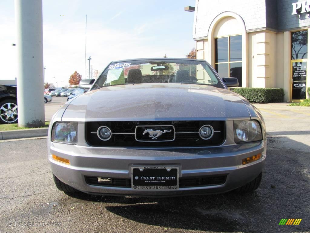 2006 Mustang V6 Premium Convertible - Tungsten Grey Metallic / Black photo #2
