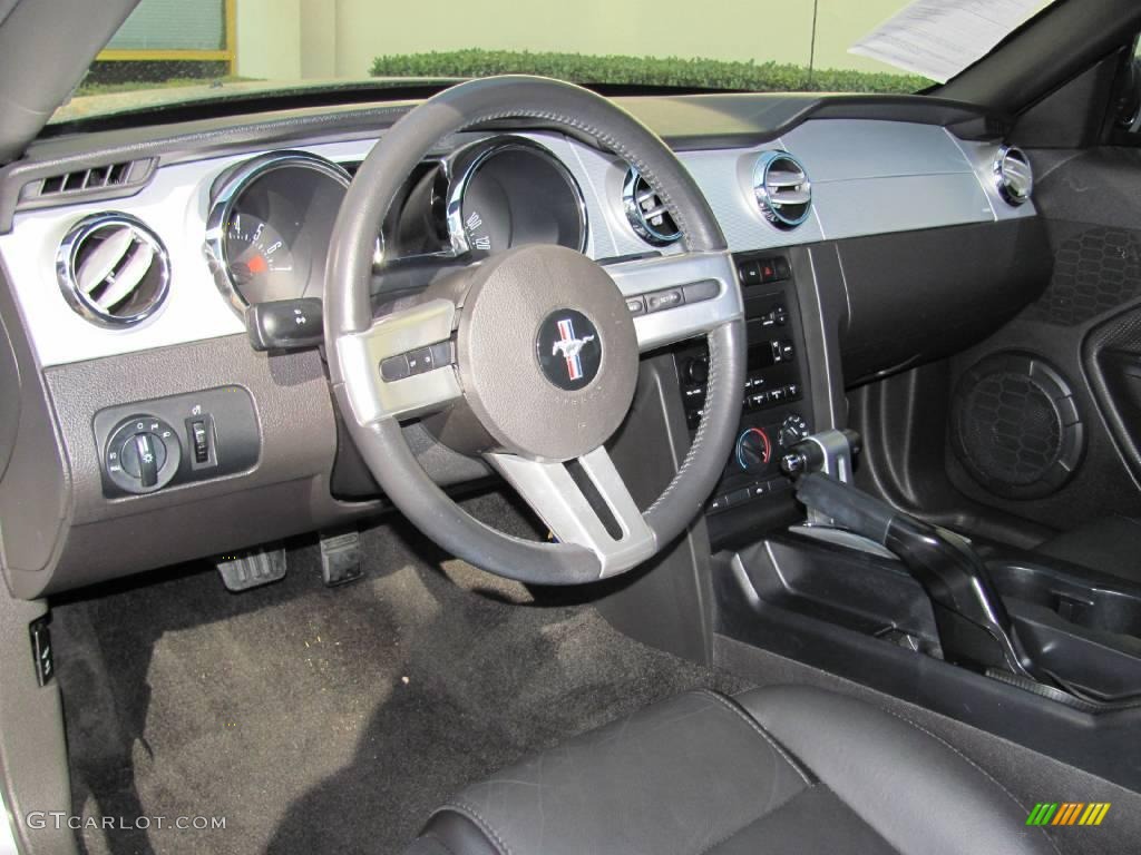2006 Mustang V6 Premium Convertible - Tungsten Grey Metallic / Black photo #12