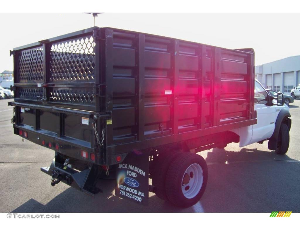 2007 F450 Super Duty XL Regular Cab Chassis Dump Truck - Oxford White / Medium Flint photo #5