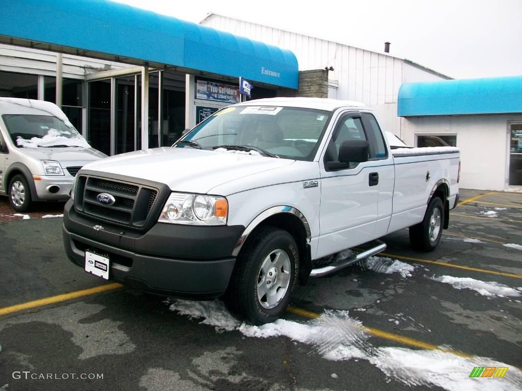 Oxford White Ford F150