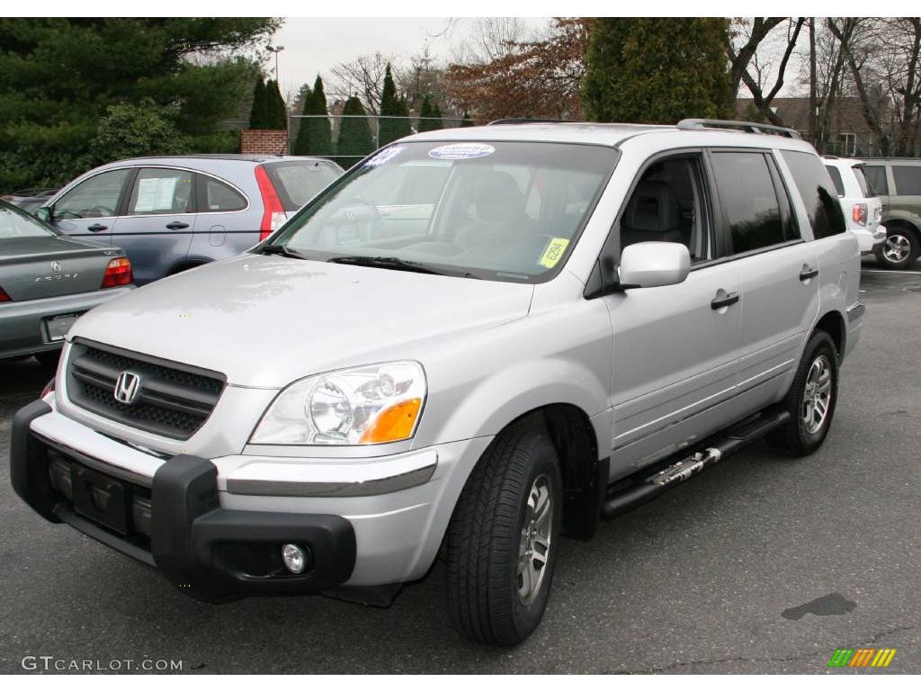 Starlight Silver Metallic Honda Pilot