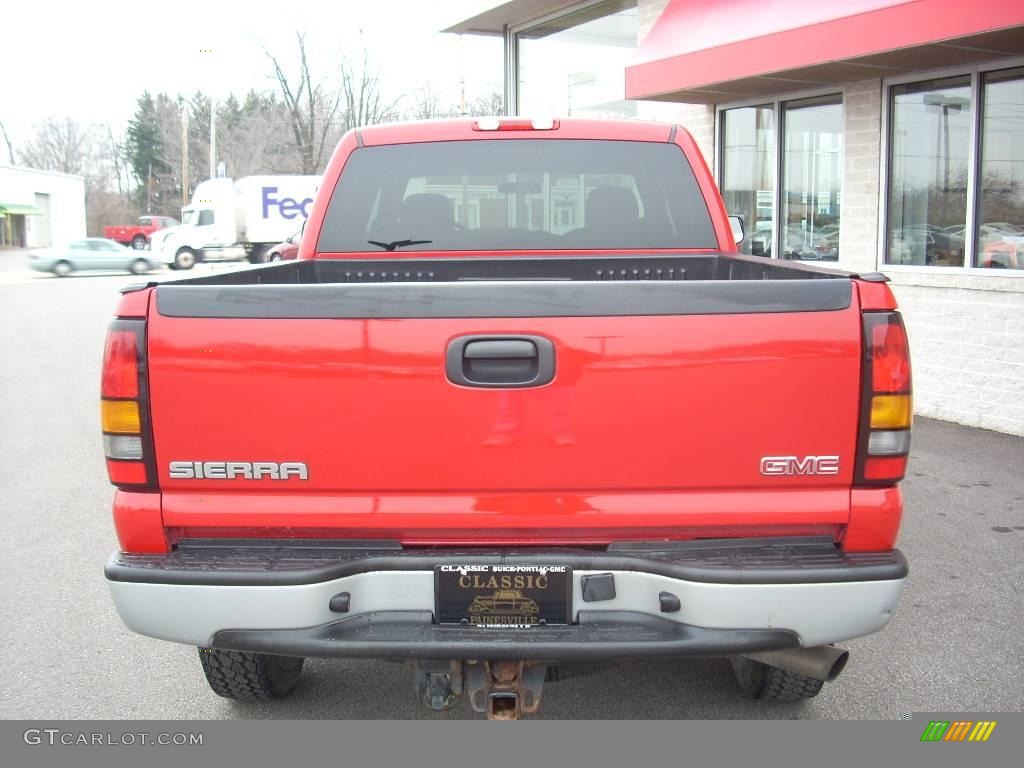 2005 Sierra 2500HD Crew Cab 4x4 - Fire Red / Dark Pewter photo #4