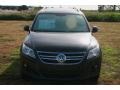 Deep Black Metallic - Tiguan SE Photo No. 12