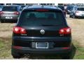 Deep Black Metallic - Tiguan SE Photo No. 13