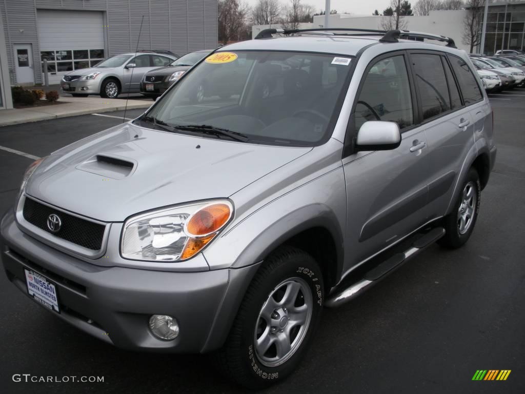 2005 RAV4  - Titanium Metallic / Dark Charcoal photo #1