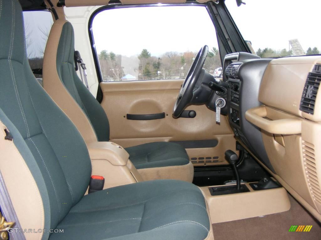 2002 Wrangler Sahara 4x4 - Black / Camel Beige/Dark Green photo #18