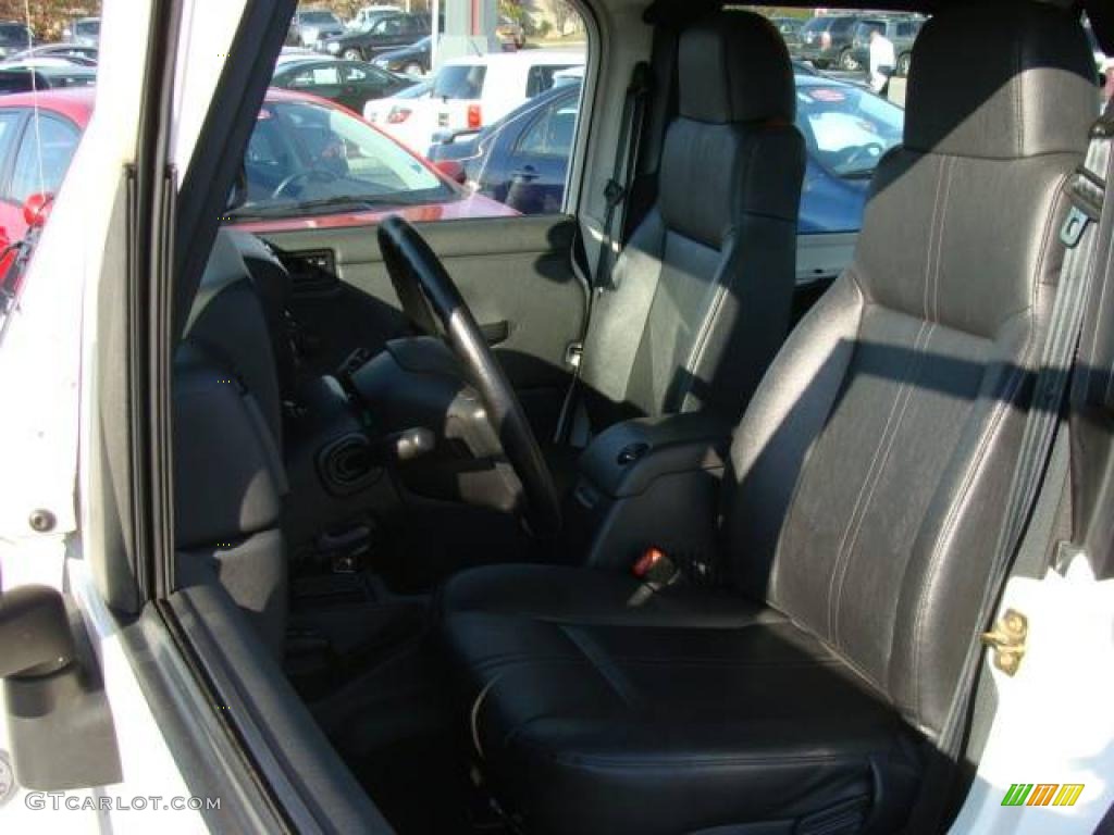 2004 Wrangler Rubicon 4x4 - Stone White / Dark Slate Gray photo #8