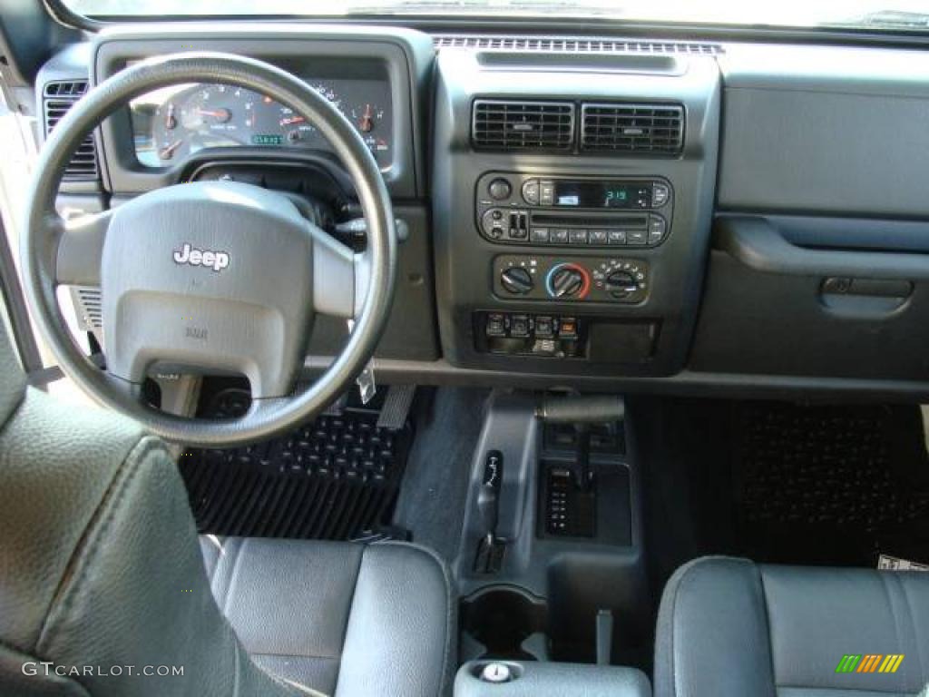 2004 Wrangler Rubicon 4x4 - Stone White / Dark Slate Gray photo #9