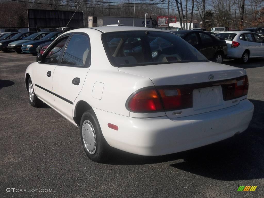 1995 Protege LX - White / Tan photo #7