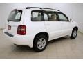 Super White - Highlander 4WD Photo No. 7