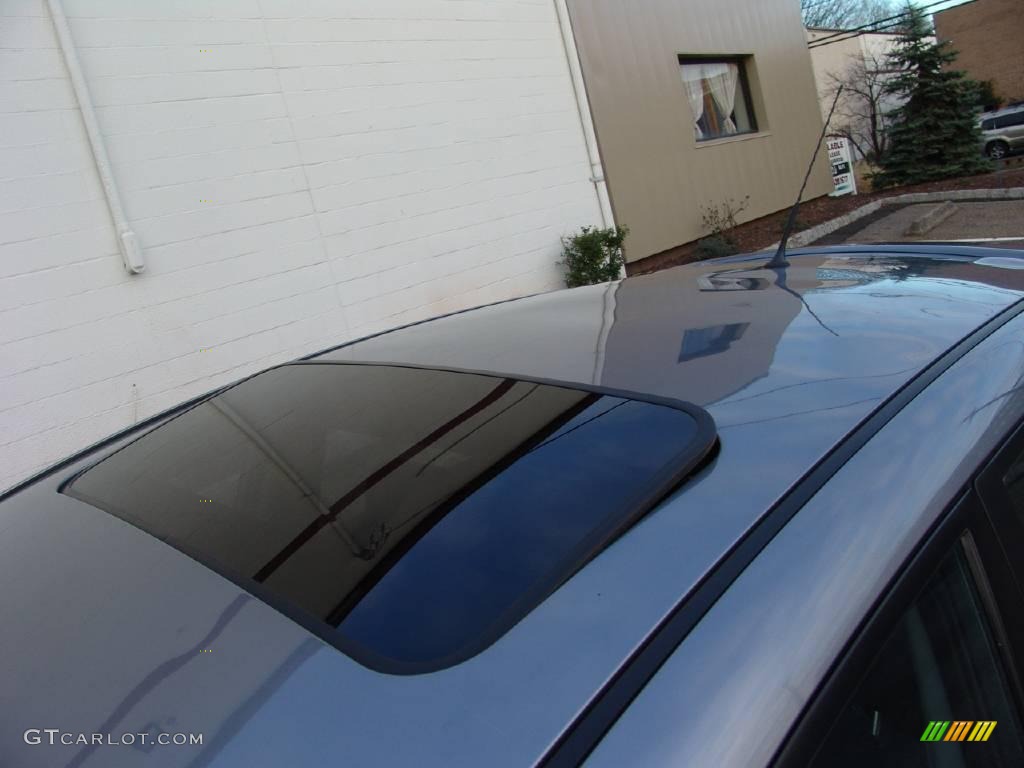 2005 MAZDA3 s Hatchback - Titanium Gray Metallic / Black photo #11