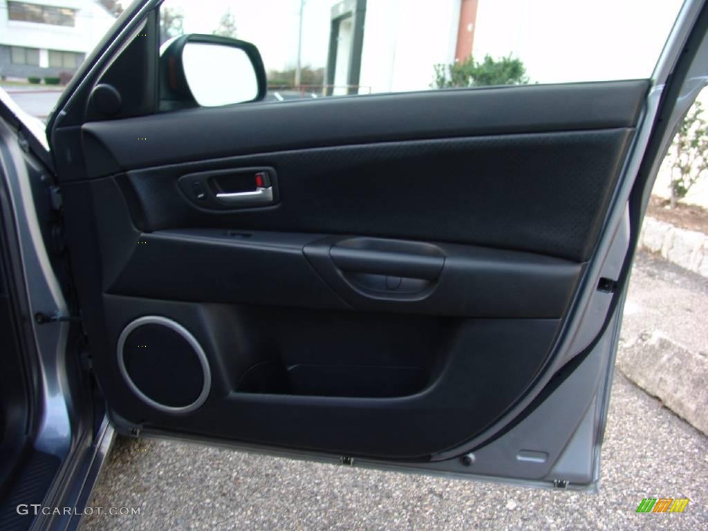 2005 MAZDA3 s Hatchback - Titanium Gray Metallic / Black photo #16