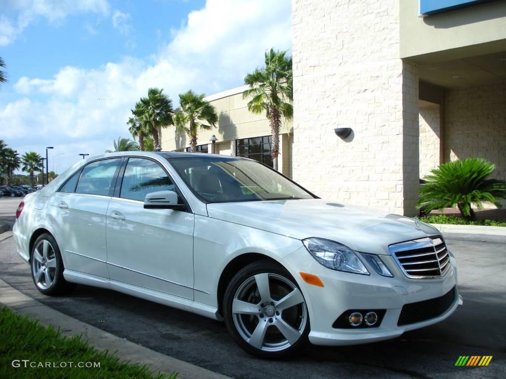 2010 E 350 Sedan - Arctic White / Almond Beige photo #4