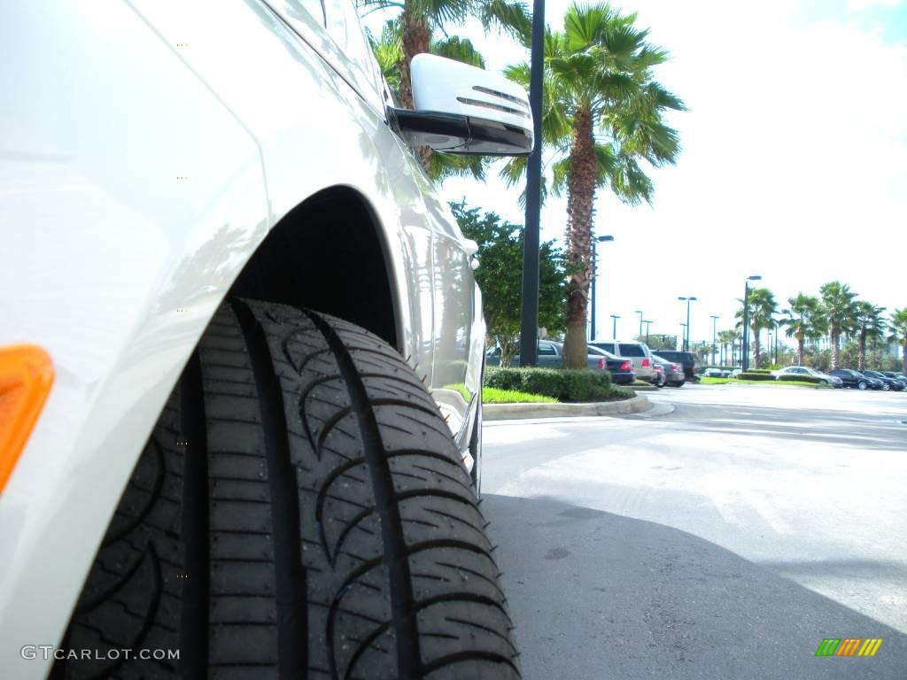 2010 E 350 Sedan - Arctic White / Almond Beige photo #10