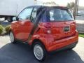 Rally Red - fortwo pure coupe Photo No. 4