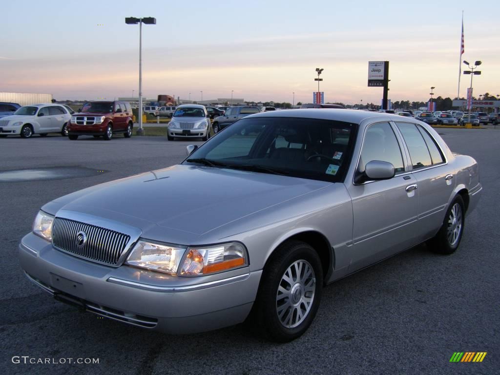 2004 Grand Marquis LS - Silver Birch Metallic / Dark Charcoal photo #7