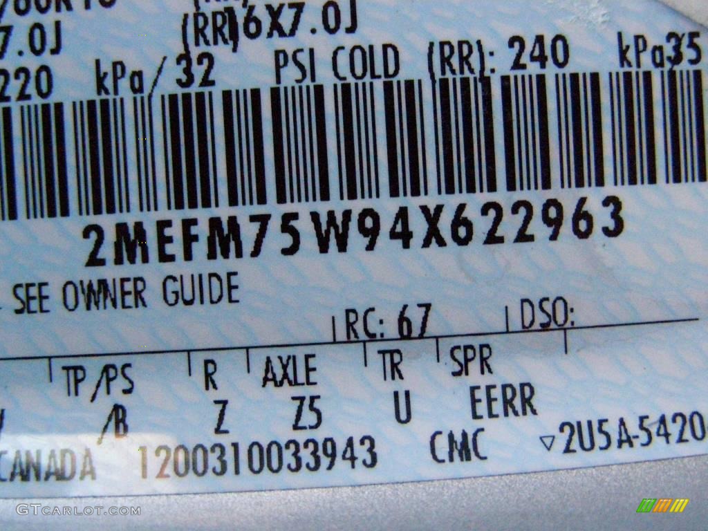 2004 Grand Marquis LS - Silver Birch Metallic / Dark Charcoal photo #12