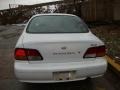 1998 Arctic White Pearl Metallic Nissan Maxima GLE  photo #11