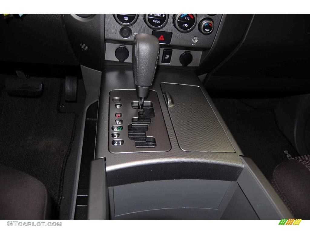 2007 Armada SE - Granite / Sand photo #29