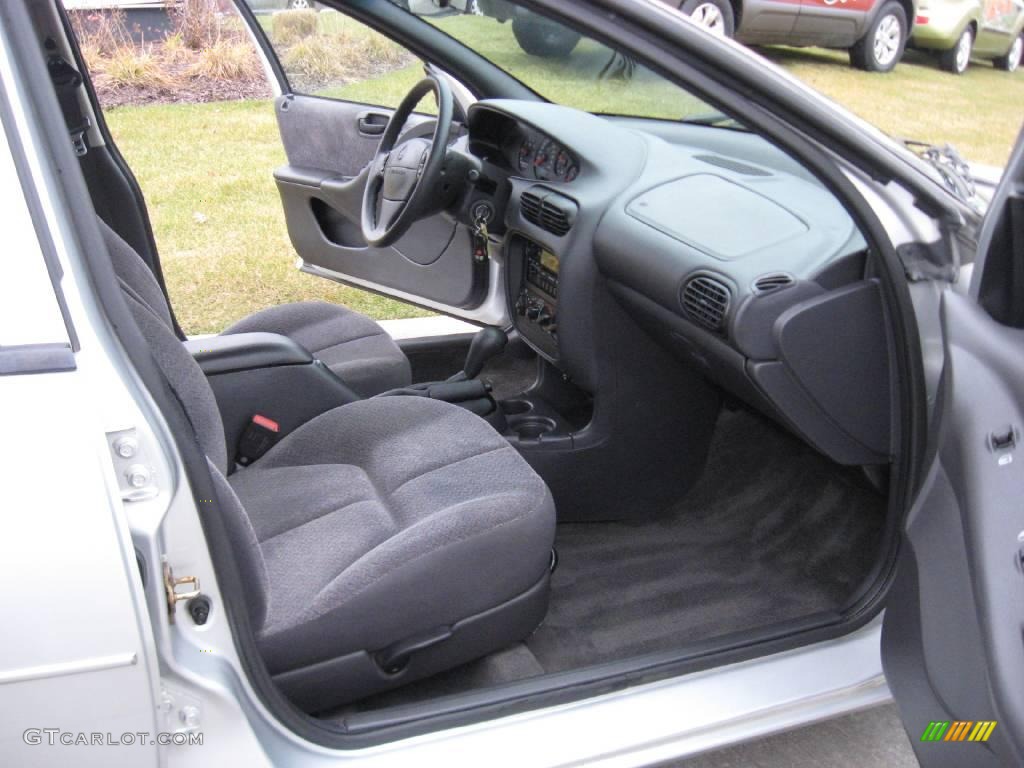 2000 Breeze  - Bright Silver Metallic / Agate photo #20