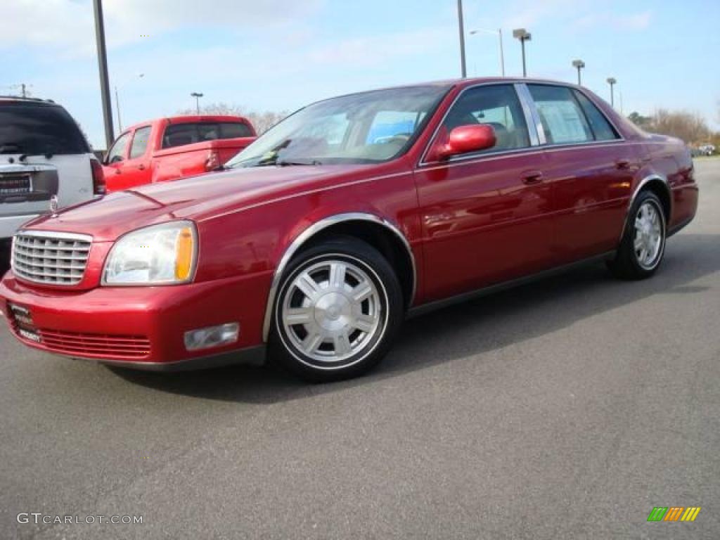 2003 DeVille Sedan - Crimson Red Pearl / Oatmeal photo #2