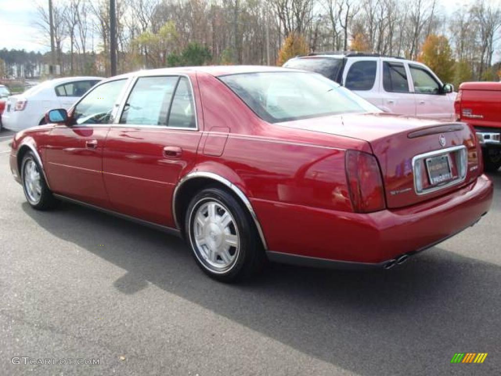 2003 DeVille Sedan - Crimson Red Pearl / Oatmeal photo #3