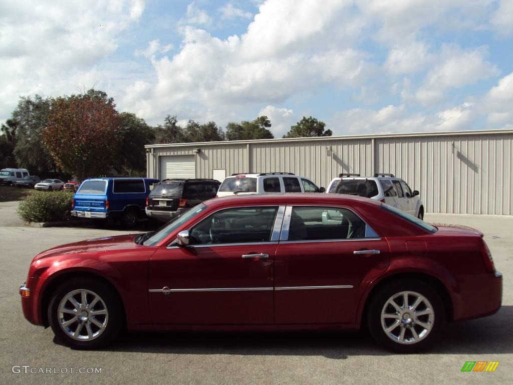 2006 300 C HEMI - Inferno Red Crystal Pearl / Dark Slate Gray/Light Graystone photo #2