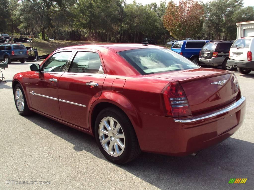 2006 300 C HEMI - Inferno Red Crystal Pearl / Dark Slate Gray/Light Graystone photo #3
