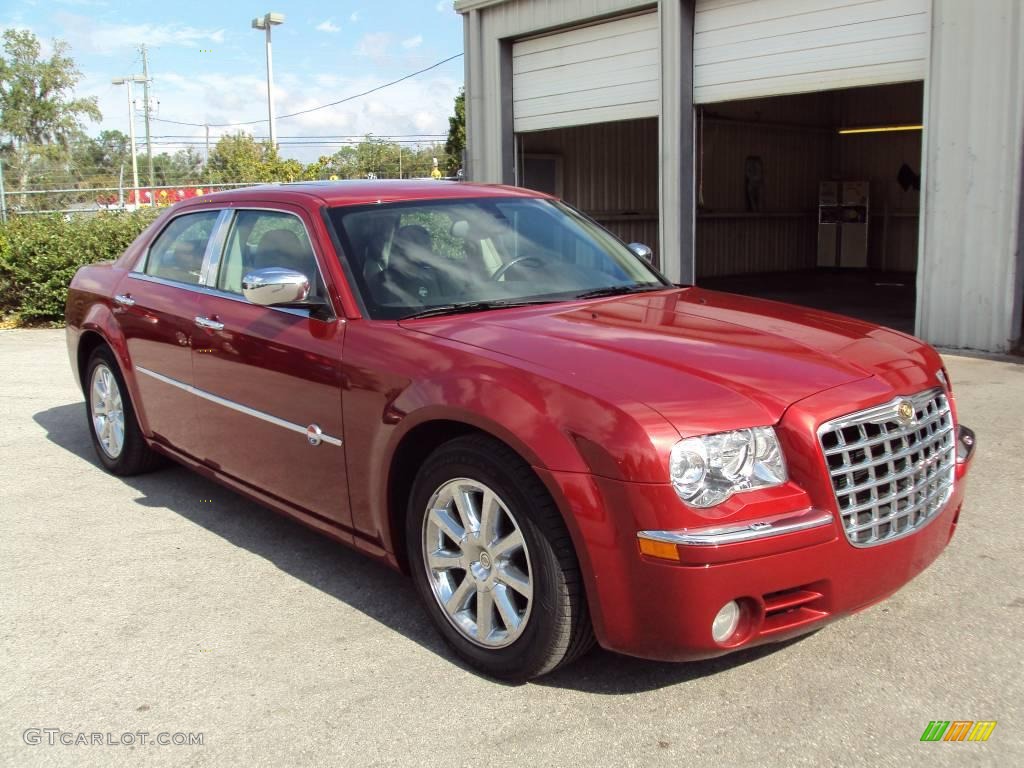 2006 300 C HEMI - Inferno Red Crystal Pearl / Dark Slate Gray/Light Graystone photo #10