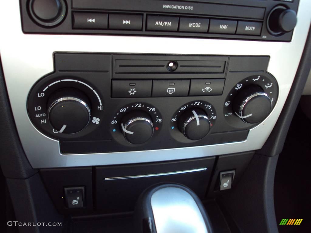2006 300 C HEMI - Inferno Red Crystal Pearl / Dark Slate Gray/Light Graystone photo #20