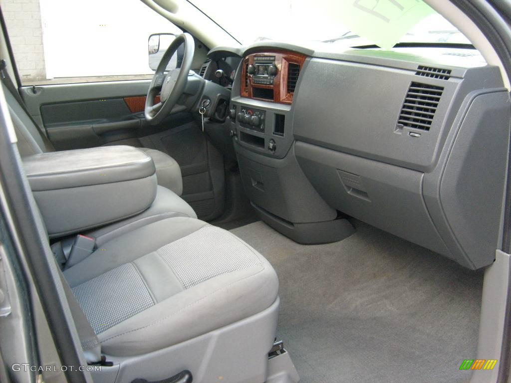 2006 Ram 1500 SLT Quad Cab 4x4 - Mineral Gray Metallic / Medium Slate Gray photo #19