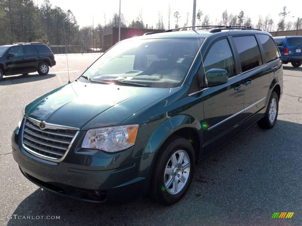 2009 Town & Country Touring - Melbourne Green Pearl / Medium Slate Gray/Light Shale photo #1