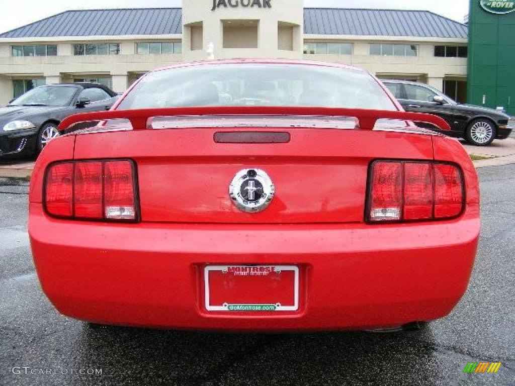 2006 Mustang V6 Premium Coupe - Torch Red / Dark Charcoal photo #4