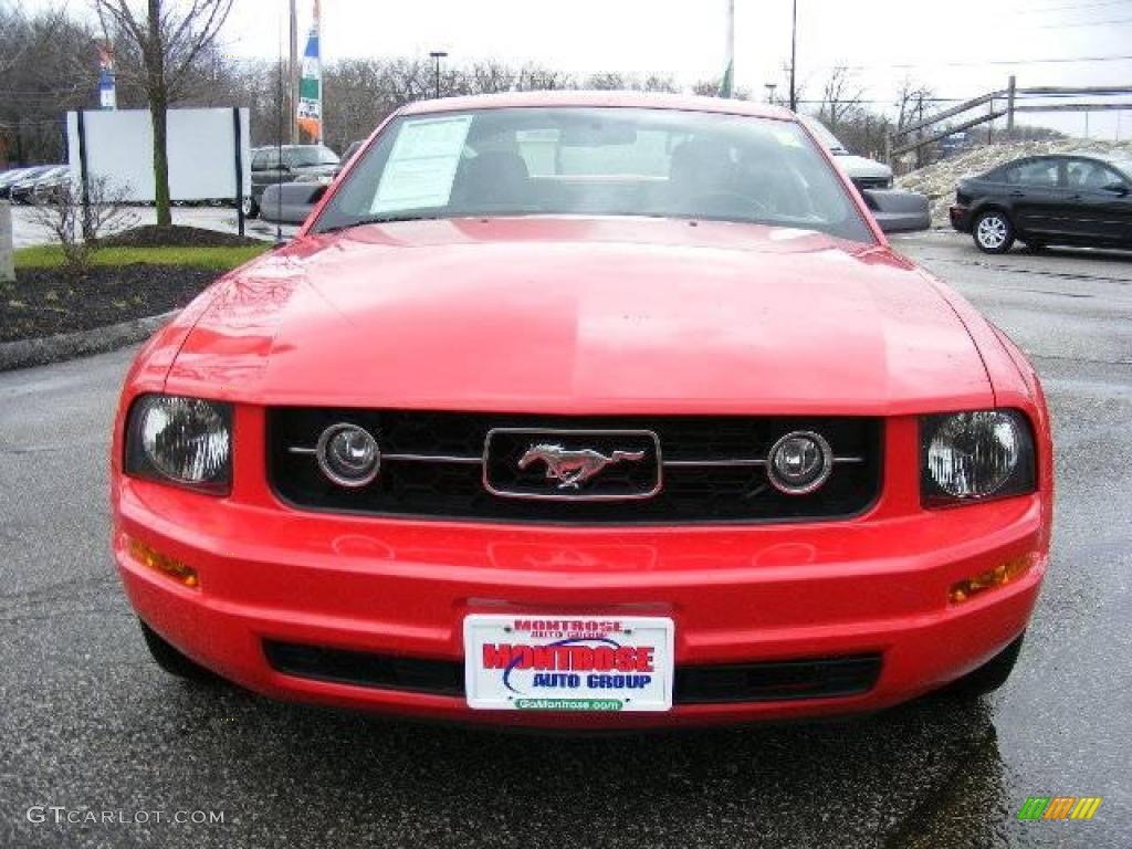 2006 Mustang V6 Premium Coupe - Torch Red / Dark Charcoal photo #8
