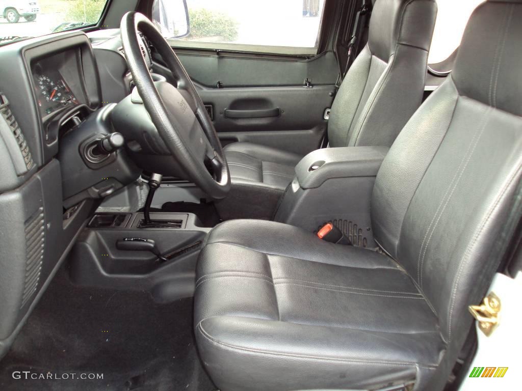 2004 Wrangler X 4x4 - Bright Silver Metallic / Dark Slate Gray photo #4