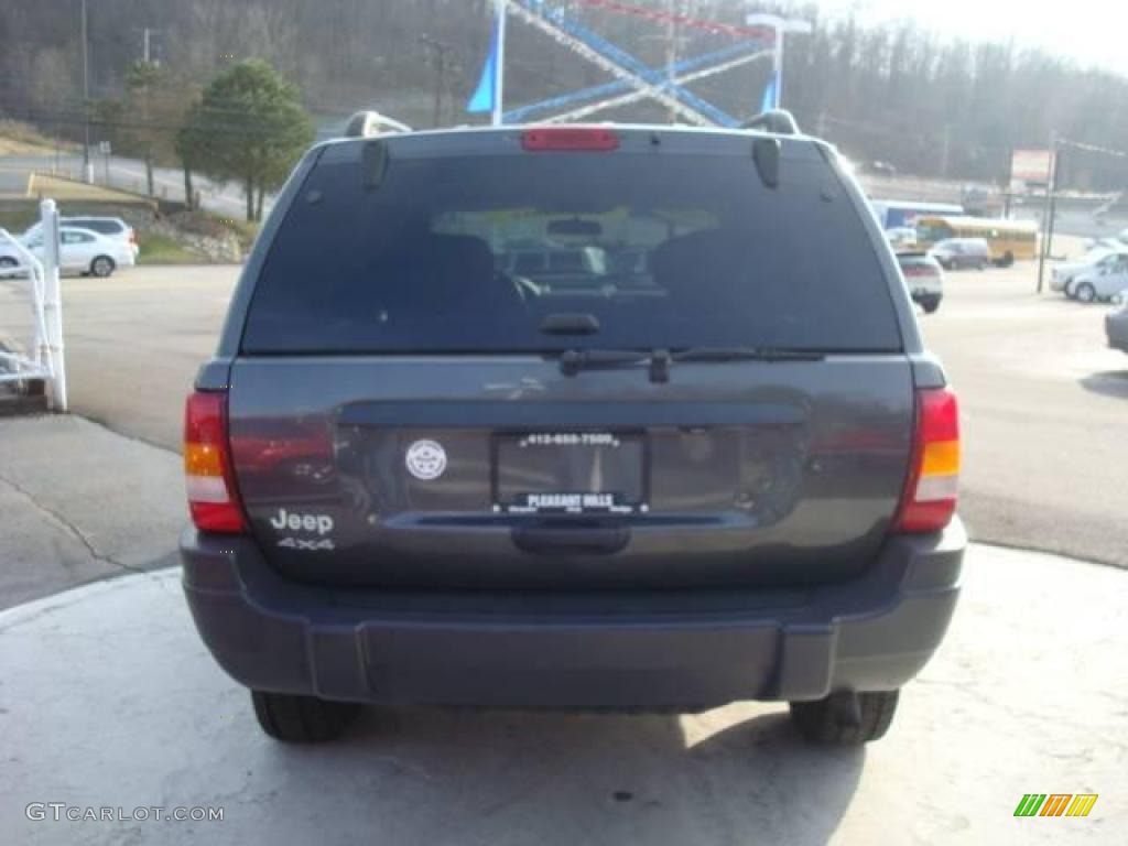 2004 Grand Cherokee Laredo 4x4 - Graphite Metallic / Dark Slate Gray photo #3