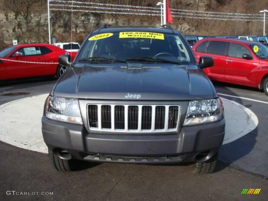 2004 Grand Cherokee Laredo 4x4 - Graphite Metallic / Dark Slate Gray photo #7