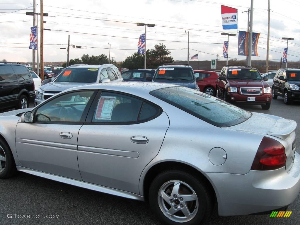 2004 Grand Prix GT Sedan - Galaxy Silver Metallic / Dark Pewter photo #4