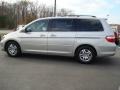 2007 Silver Pearl Metallic Honda Odyssey EX-L  photo #3