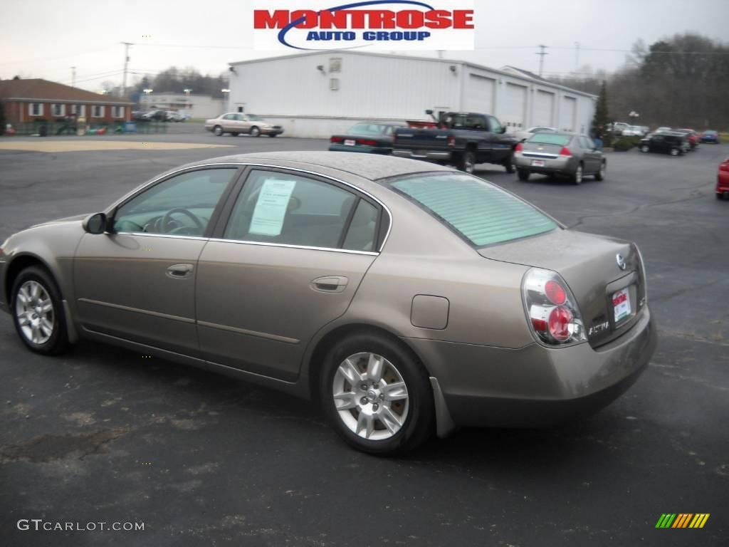 2005 Altima 2.5 S - Polished Pewter Metallic / Frost Gray photo #6