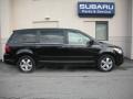 2009 Nocturne Black Metallic Volkswagen Routan SE  photo #5