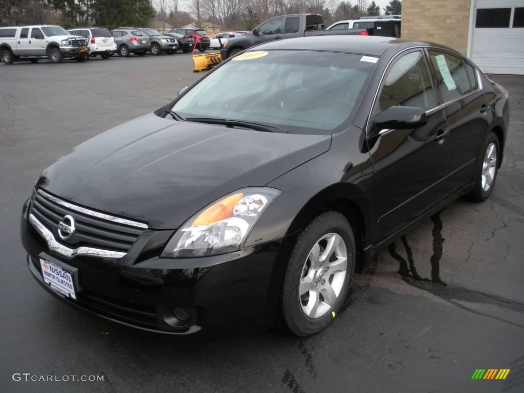 Super Black Nissan Altima