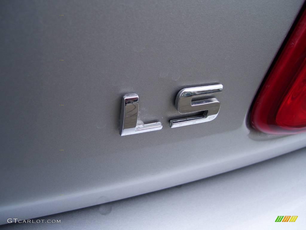 2009 Malibu LS Sedan - Silver Ice Metallic / Titanium photo #12