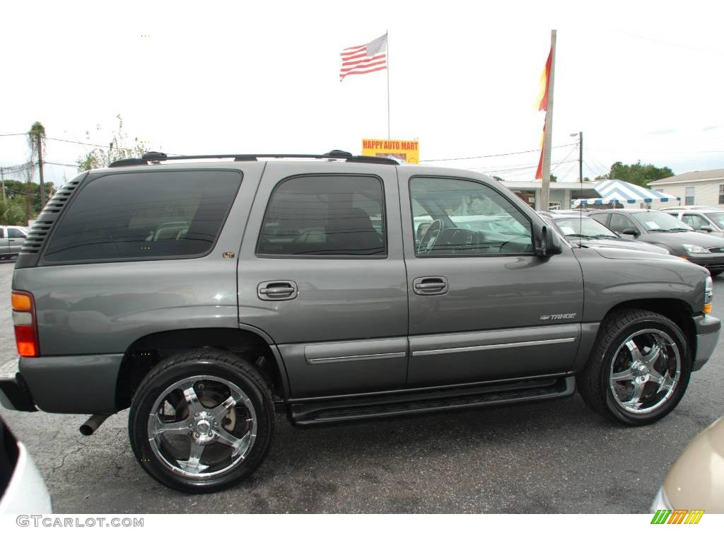 2002 Tahoe LT - Medium Charcoal Gray Metallic / Medium Gray/Neutral photo #9